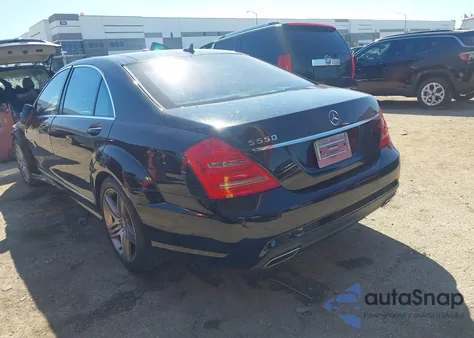 2013 Mercedes-Benz S 550 из США, поврежденный, VIN WDDNG7DB4DA514848
